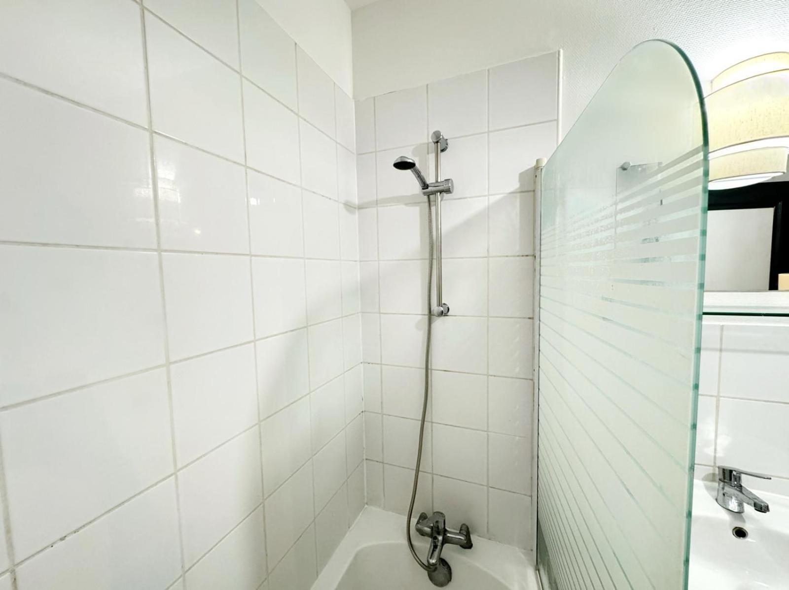 Suite Zelie Лион Экстерьер фото